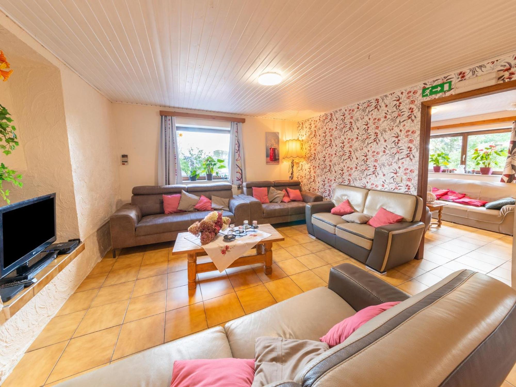 Wonderful Holiday Home In Montleban With Sauna Ngoại thất bức ảnh