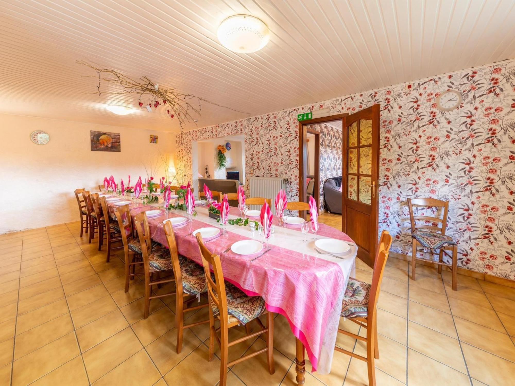 Wonderful Holiday Home In Montleban With Sauna Ngoại thất bức ảnh